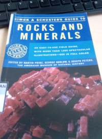 Simon & Schuster's Guide to Rocks and Mineral